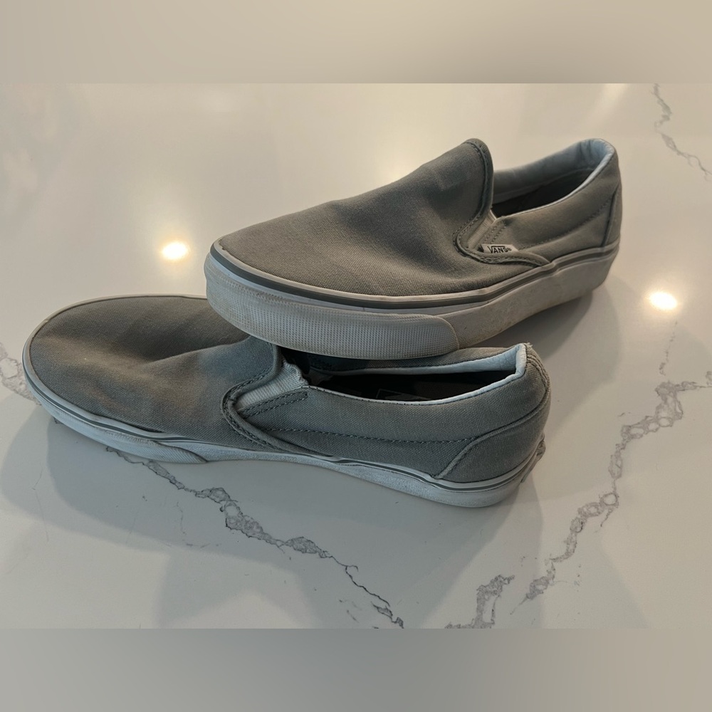 Vans Classic Slip On Shoes Grey Sneaker Shoe women’s size 8 men’s size 6.5